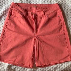 Bermuda shorts NWOT
